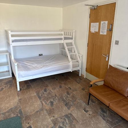 Barrs Court Beds Hotel Warmley Ngoại thất bức ảnh